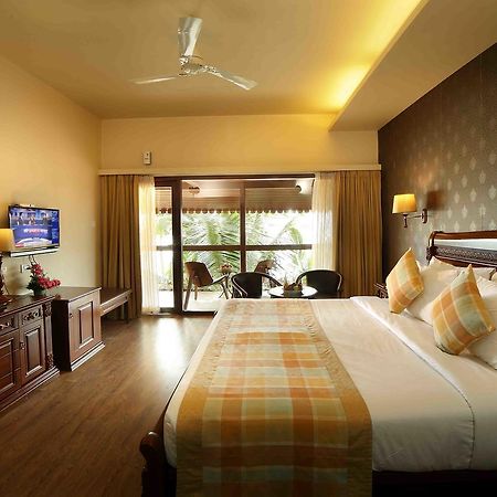 Uday Samudra Leisure Beach Hotel & Spa Kovalam Exterior foto