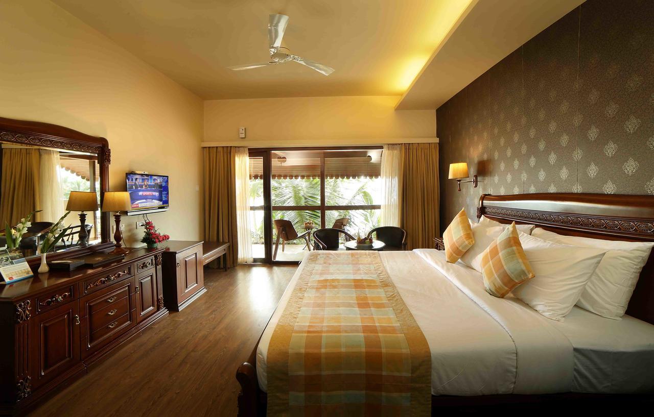 Uday Samudra Leisure Beach Hotel & Spa Kovalam Exterior foto